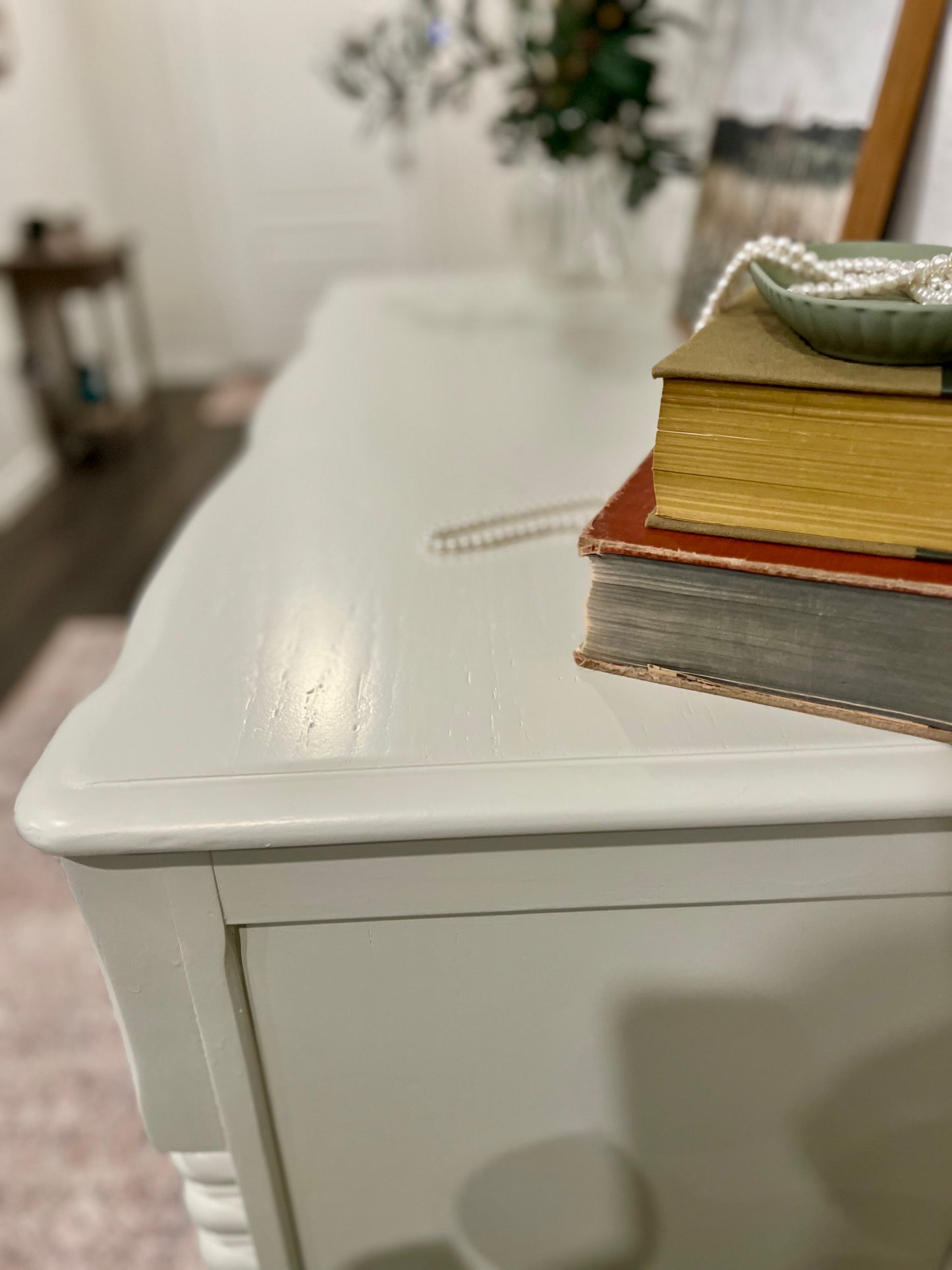 Monochromatic 7 Drawer Riverside Dresser Original 1981