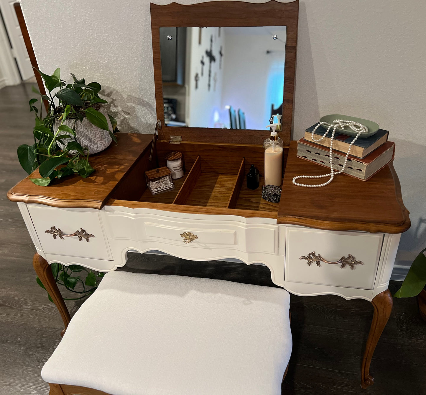 1940s French Provincial Narrow Vanity by Thomasville